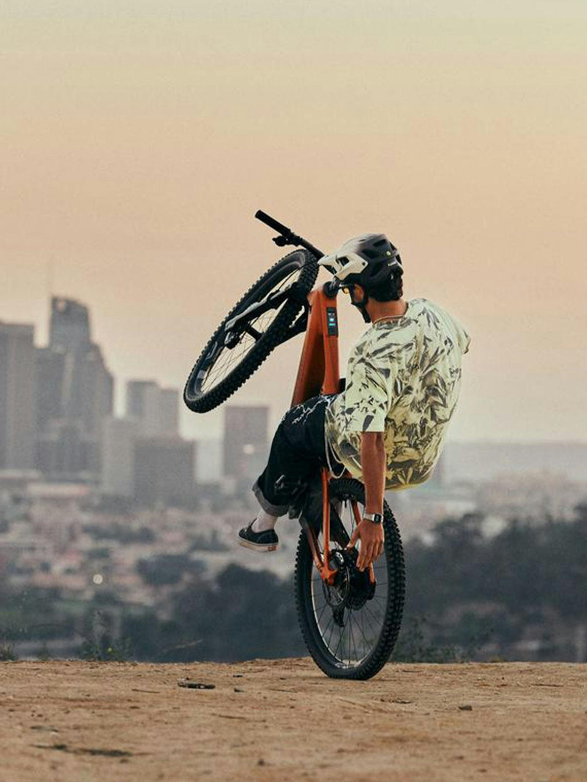 Aventon Current LTD Electric Mountain Bike — official gallery photo 36